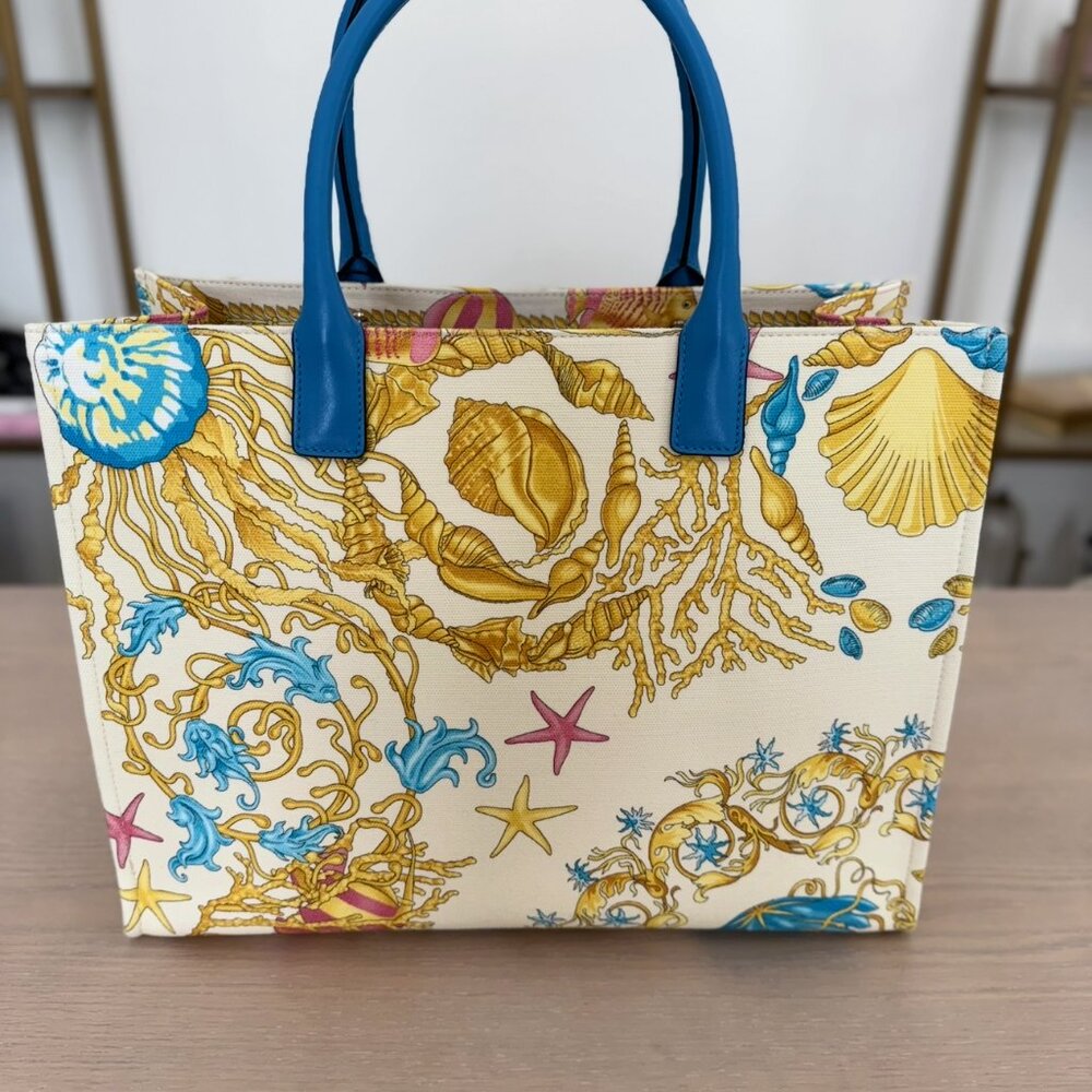 Versace Underwater Barocco La Medusa Large Tote Bag - Picture 9 of 11